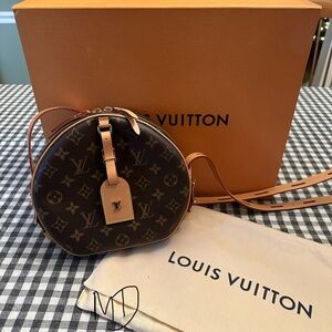 Louis Vuitton Boite Chapeau MM